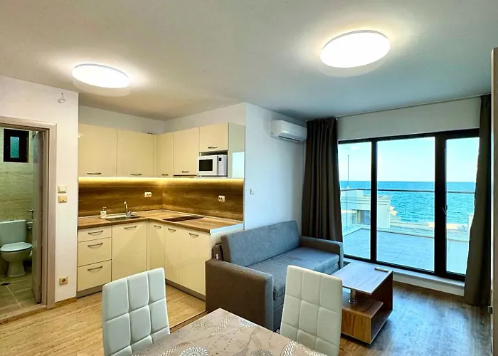 Cabacum Pleasure Beachfront Varna